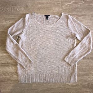Gap sweater